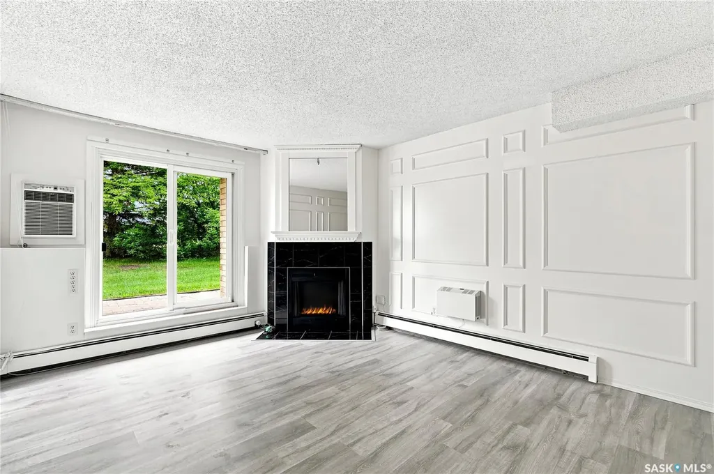 411 Tait Court Saskatoon SK S7H 5L3
