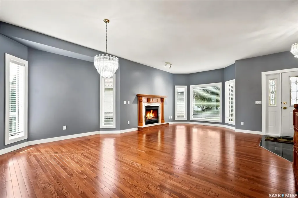 315 Bayview Crescent Saskatoon SK S7V 1B5