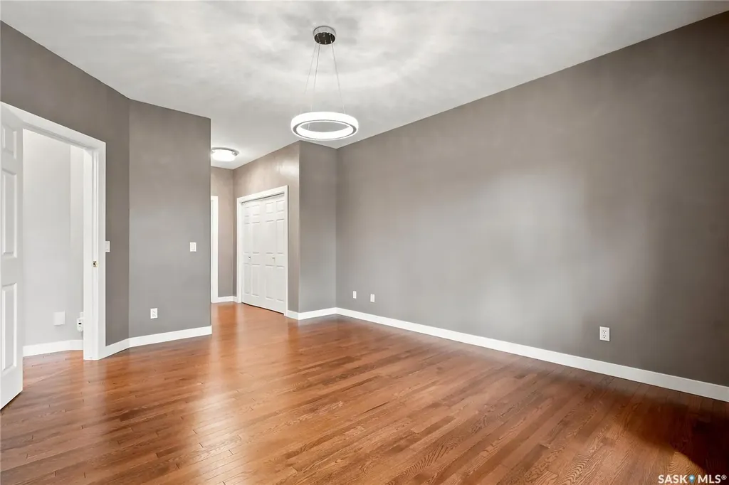 315 Bayview Crescent Saskatoon SK S7V 1B5