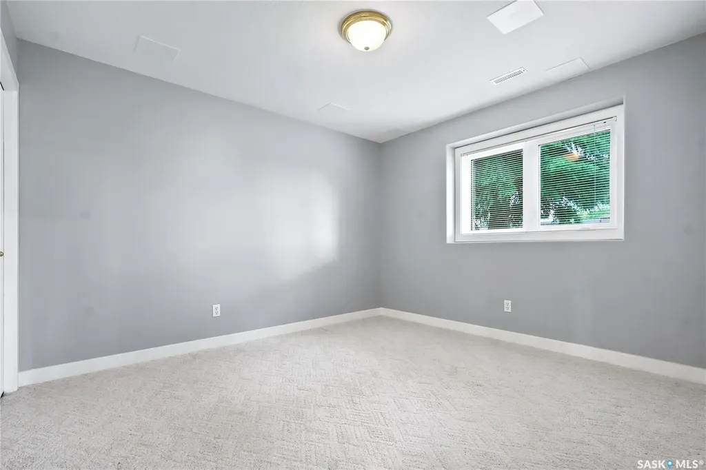 315 Bayview Crescent Saskatoon SK S7V 1B5