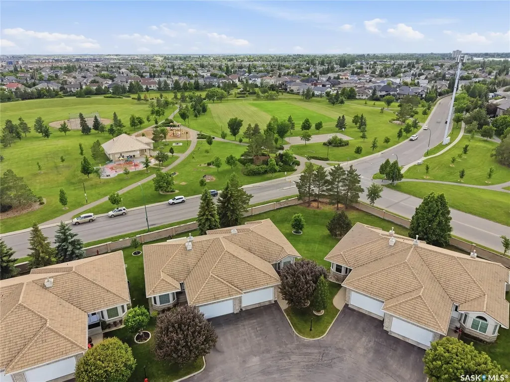 315 Bayview Crescent Saskatoon SK S7V 1B5