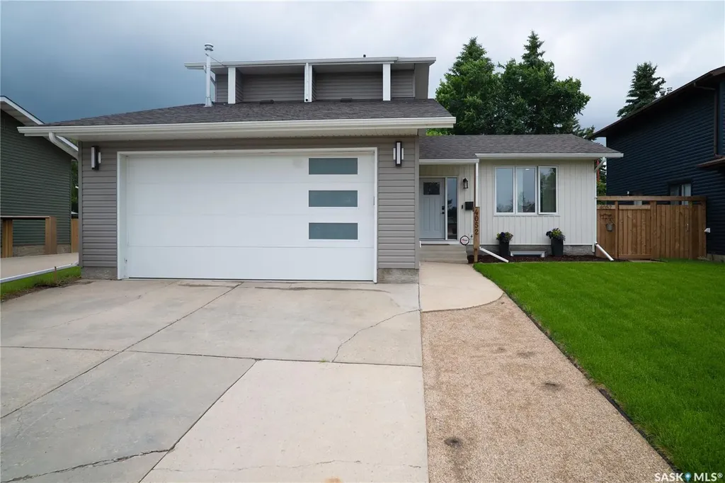 4052 Taylor Street E Saskatoon SK S7H 5J5