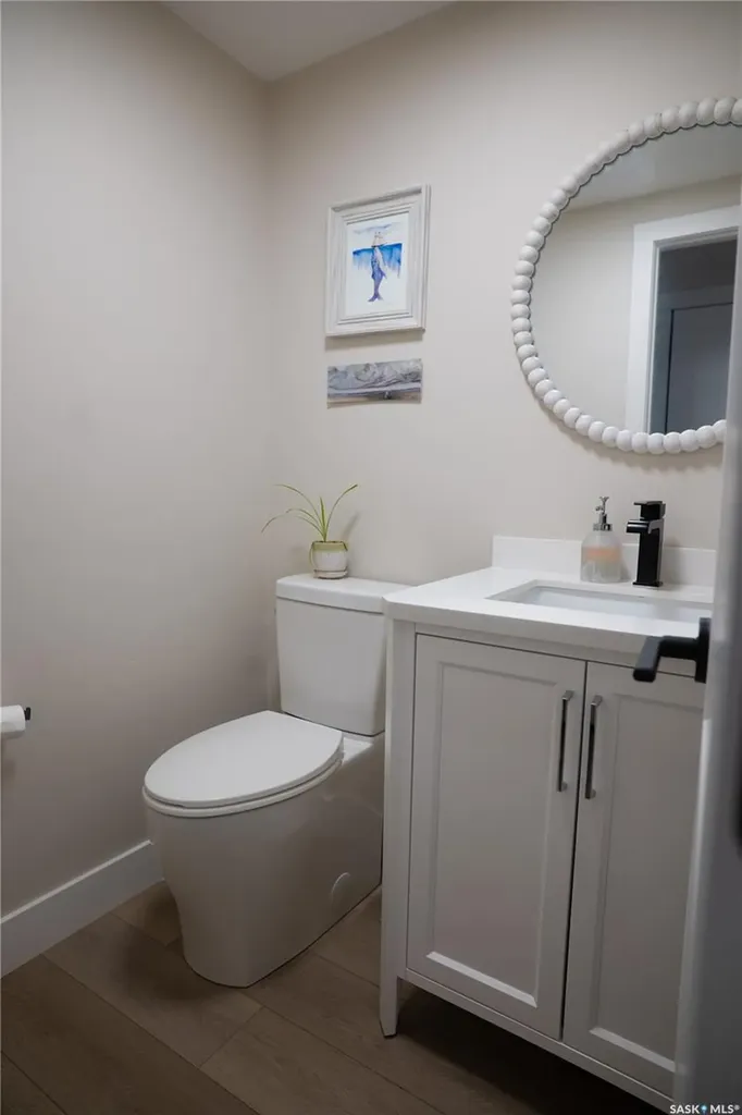 4052 Taylor Street E Saskatoon SK S7H 5J5