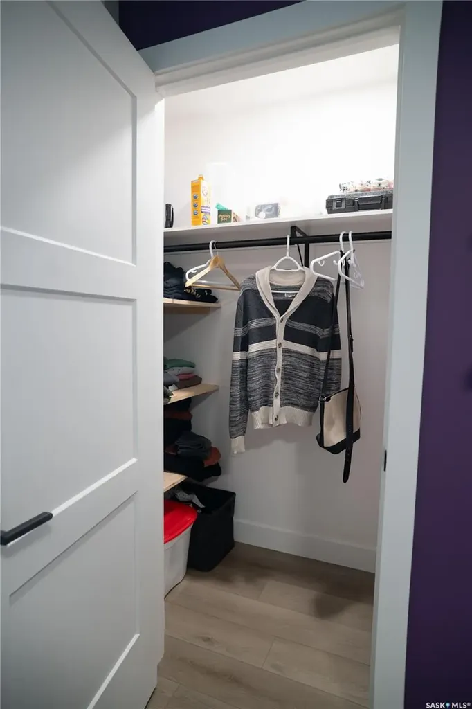 4052 Taylor Street E Saskatoon SK S7H 5J5