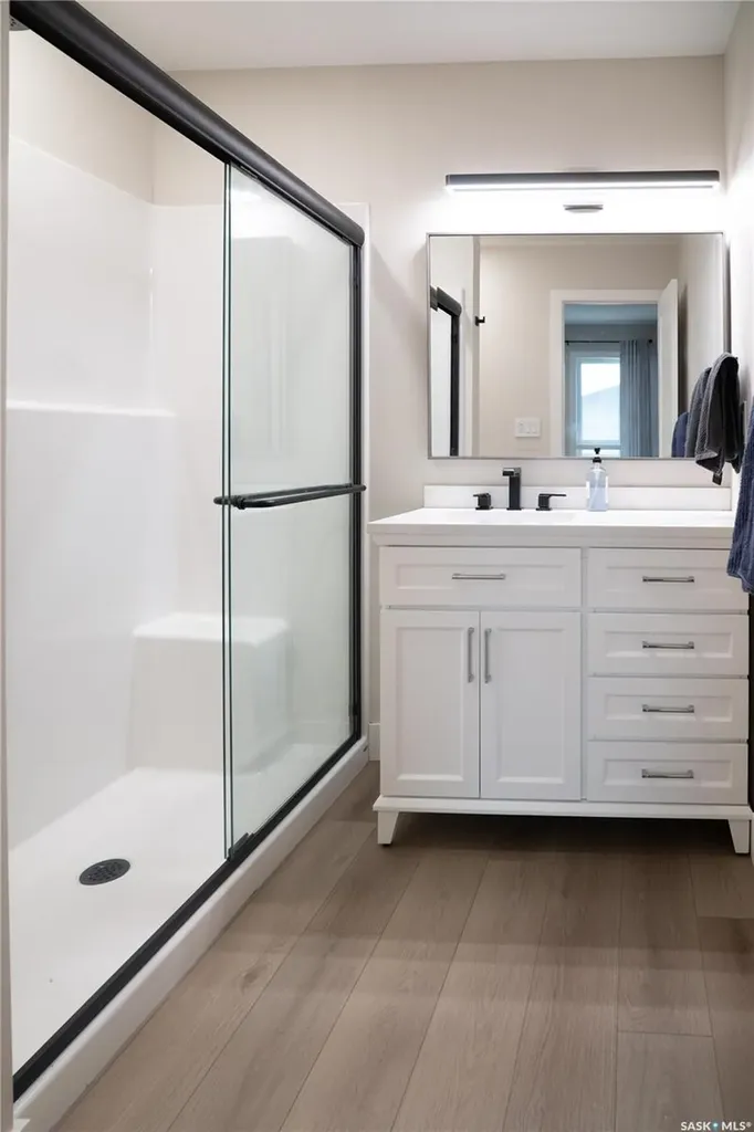 4052 Taylor Street E Saskatoon SK S7H 5J5