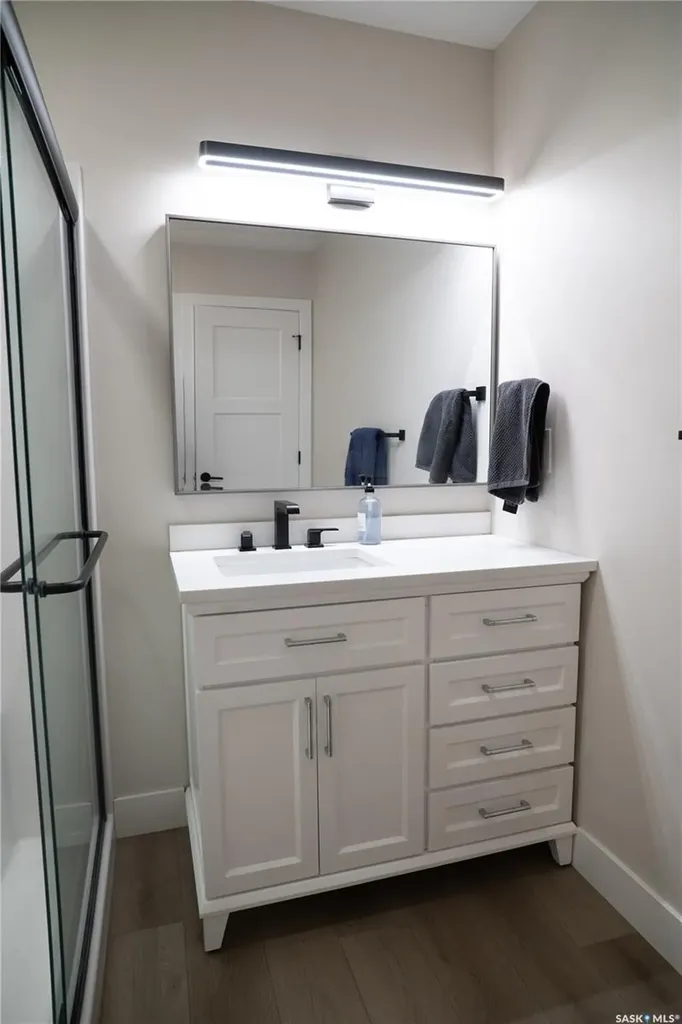 4052 Taylor Street E Saskatoon SK S7H 5J5