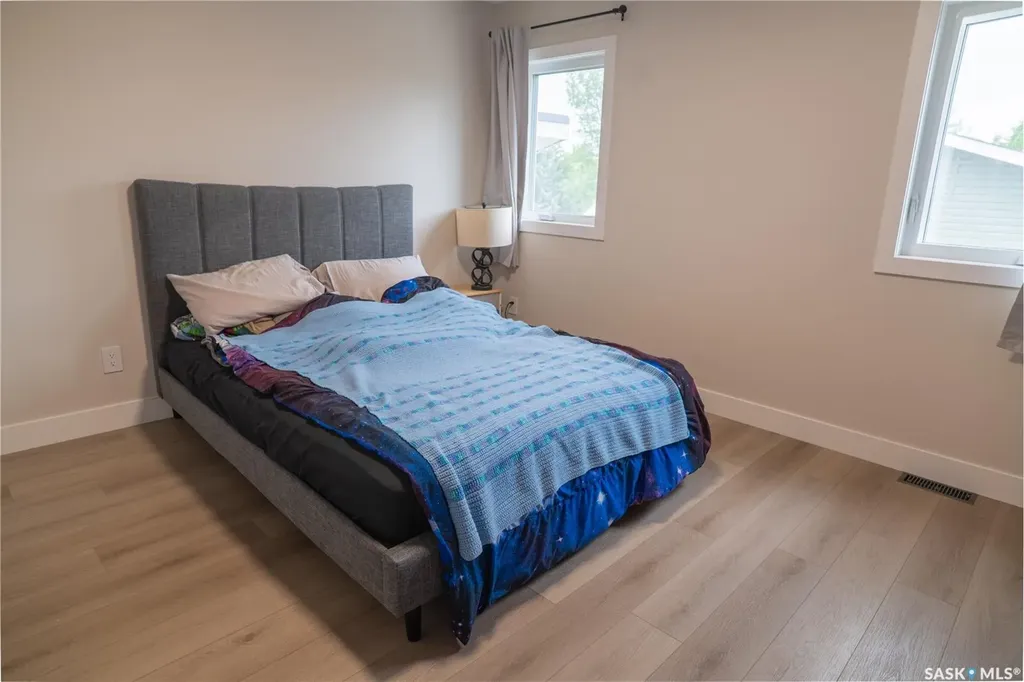 4052 Taylor Street E Saskatoon SK S7H 5J5