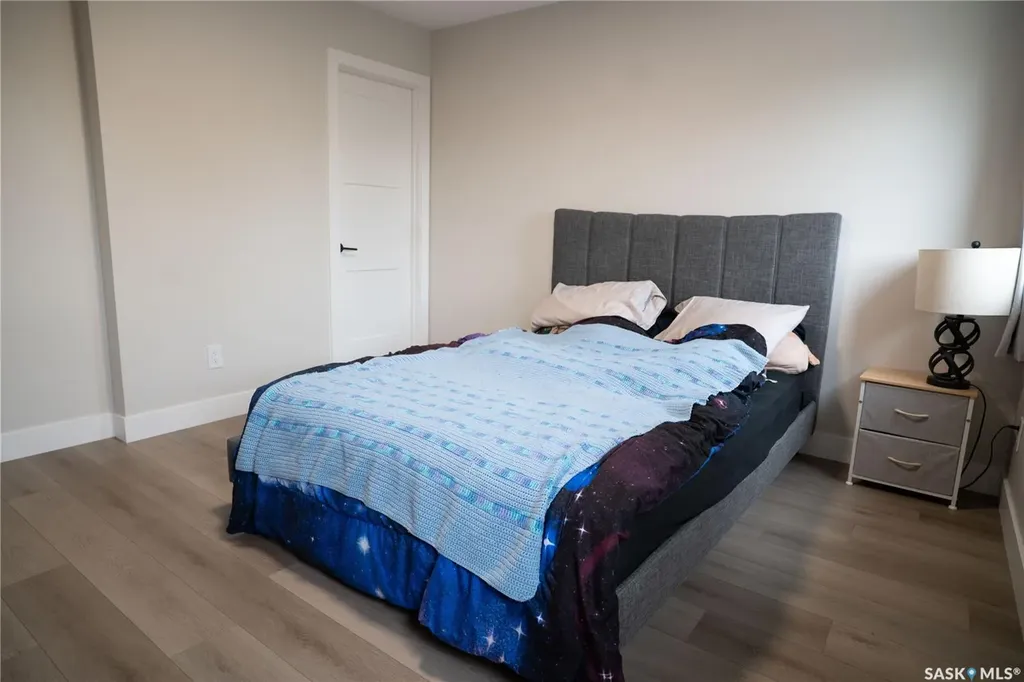 4052 Taylor Street E Saskatoon SK S7H 5J5