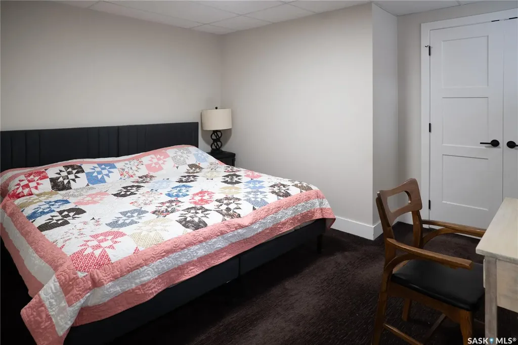 4052 Taylor Street E Saskatoon SK S7H 5J5