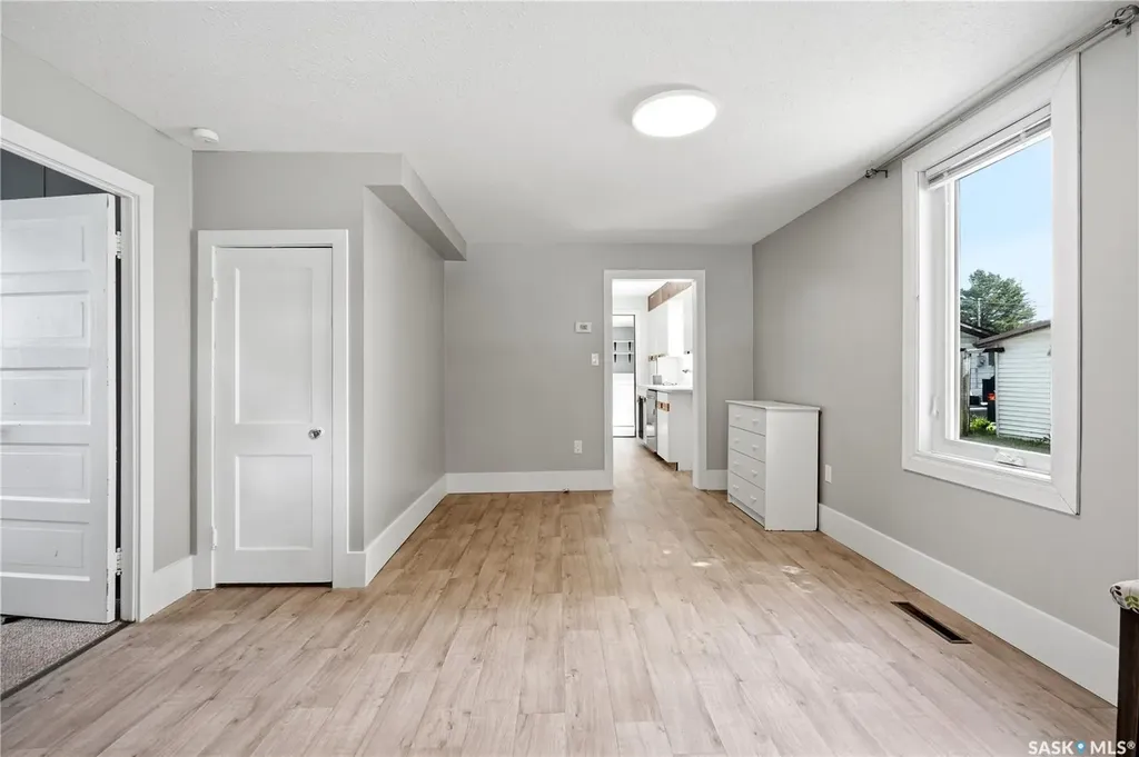 219 5th Avenue W Gravelbourg SK S0H 1X0
