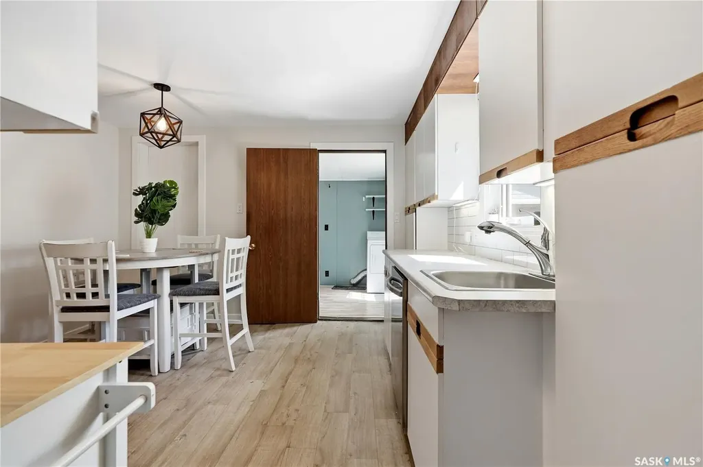 219 5th Avenue W Gravelbourg SK S0H 1X0