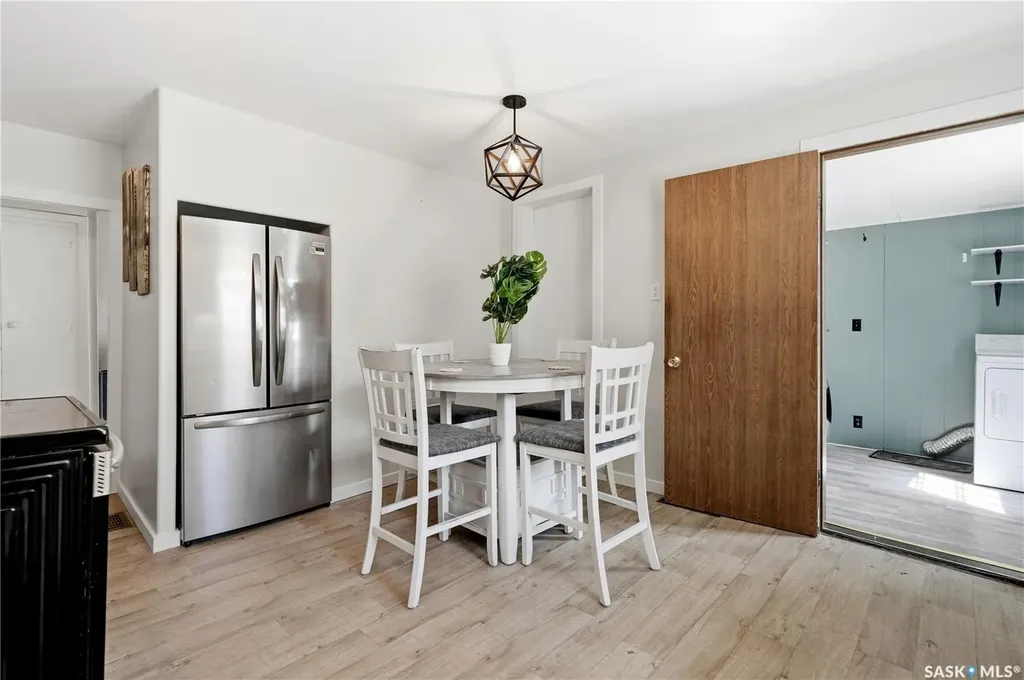219 5th Avenue W Gravelbourg SK S0H 1X0