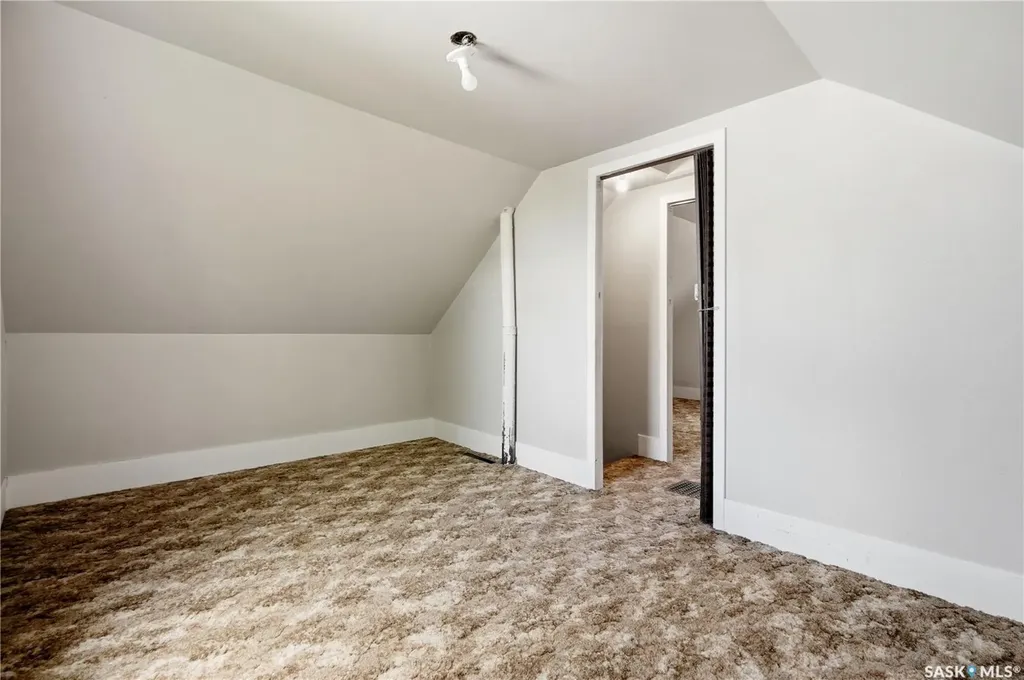 219 5th Avenue W Gravelbourg SK S0H 1X0