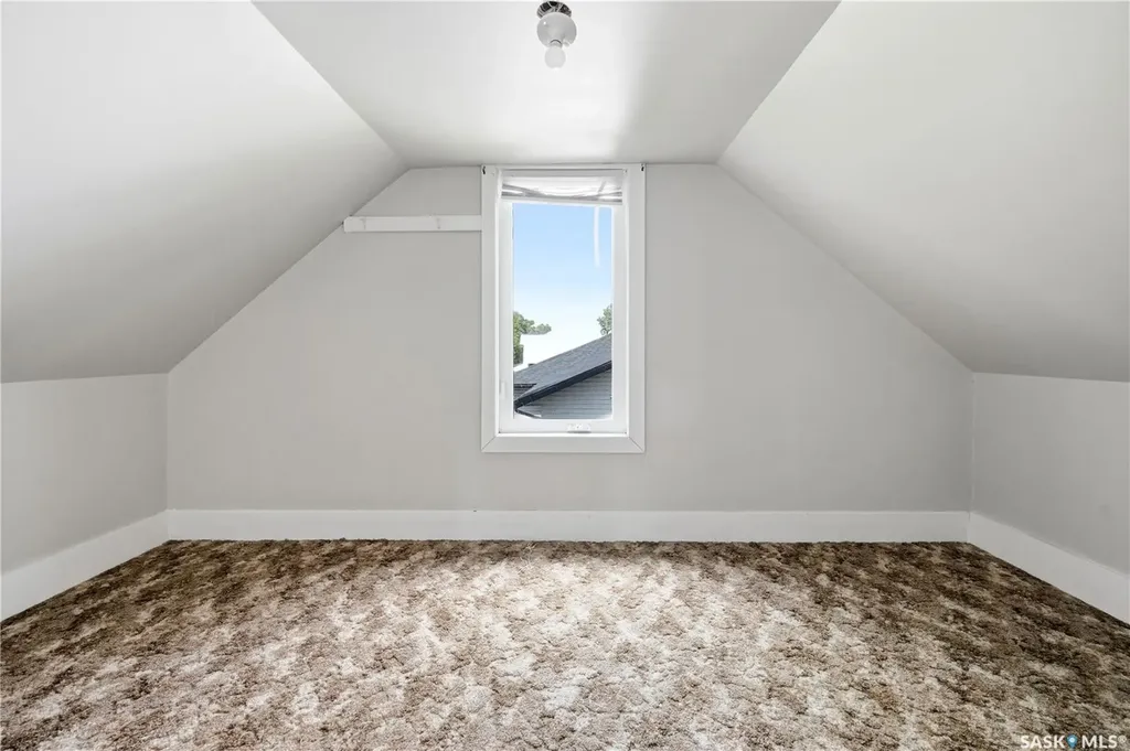 219 5th Avenue W Gravelbourg SK S0H 1X0