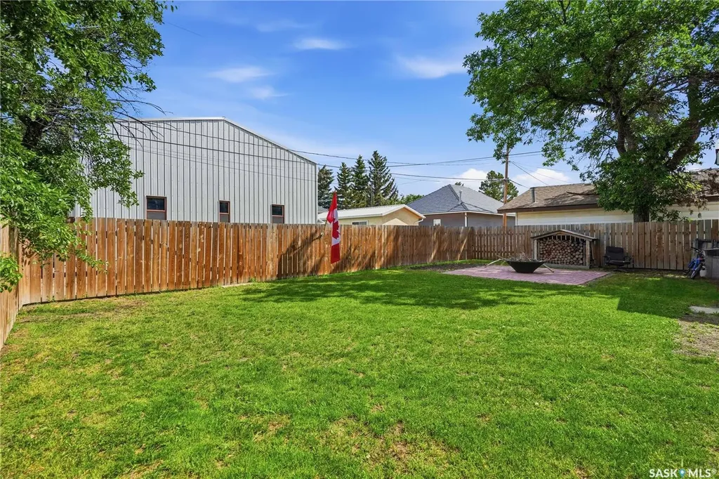 219 5th Avenue W Gravelbourg SK S0H 1X0