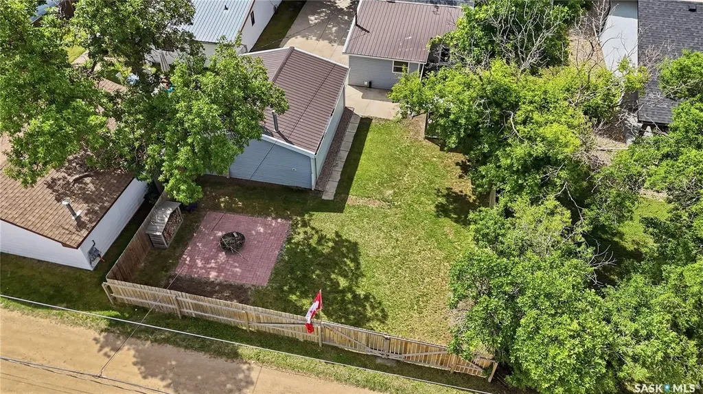 219 5th Avenue W Gravelbourg SK S0H 1X0