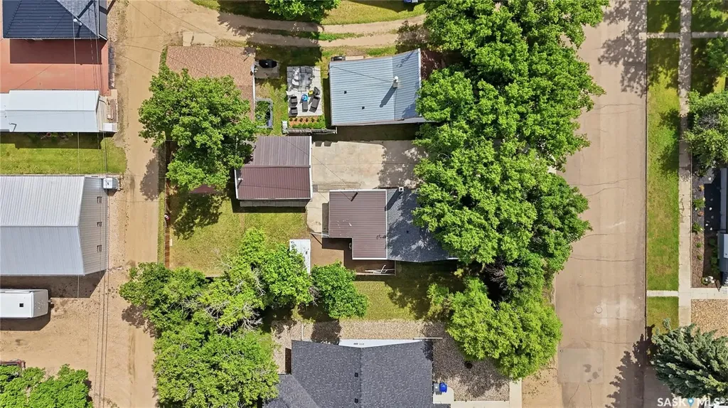 219 5th Avenue W Gravelbourg SK S0H 1X0