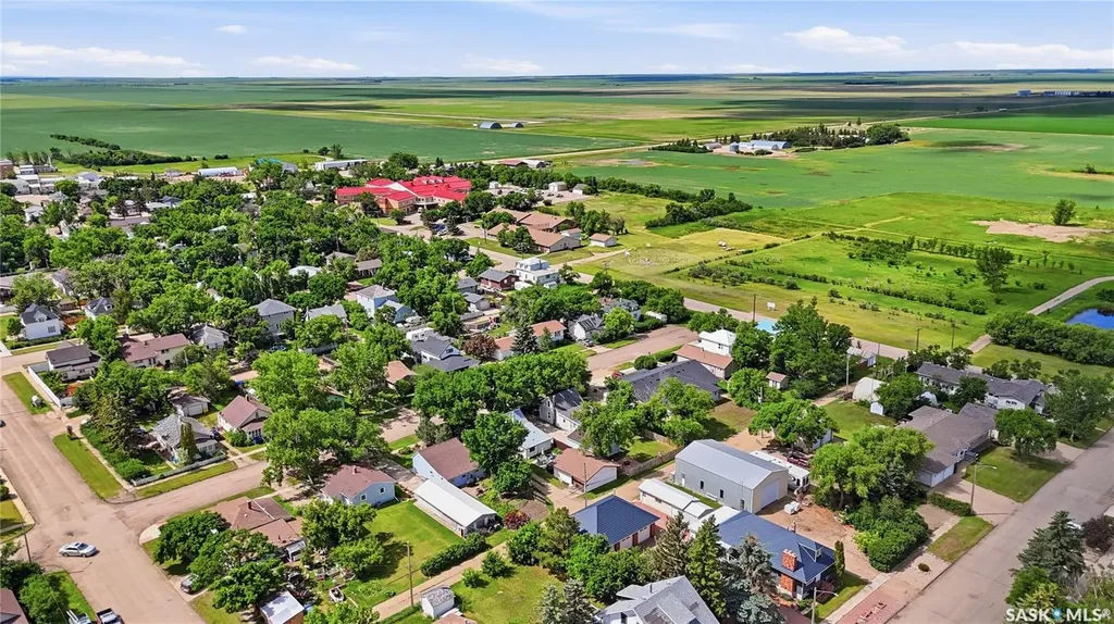 219 5th Avenue W Gravelbourg SK S0H 1X0