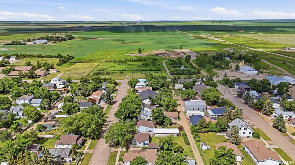 219 5th Avenue W Gravelbourg SK S0H 1X0