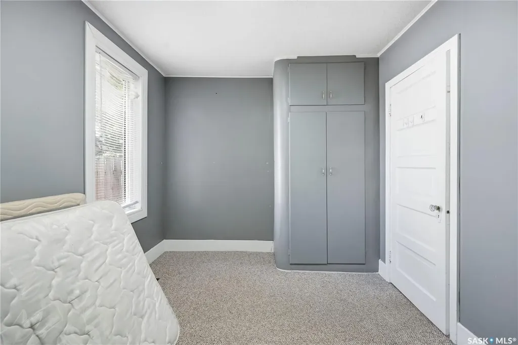 219 5th Avenue W Gravelbourg SK S0H 1X0