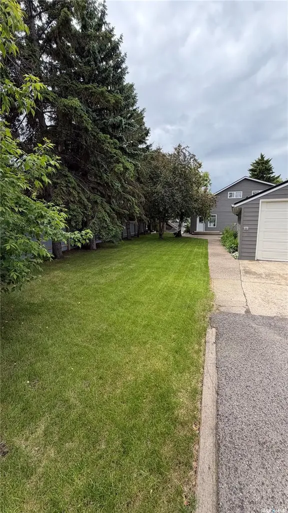 2 Lakeview Lane Katepwa Beach SK S0G 2Y0