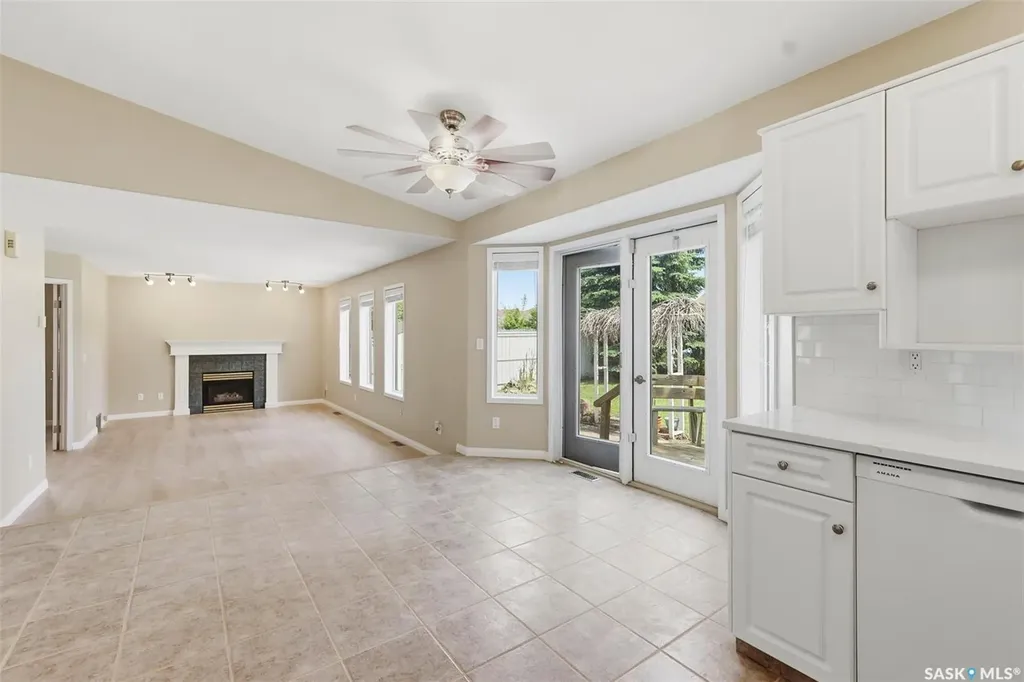 246 Brookmore Lane Saskatoon SK S7V 1C2