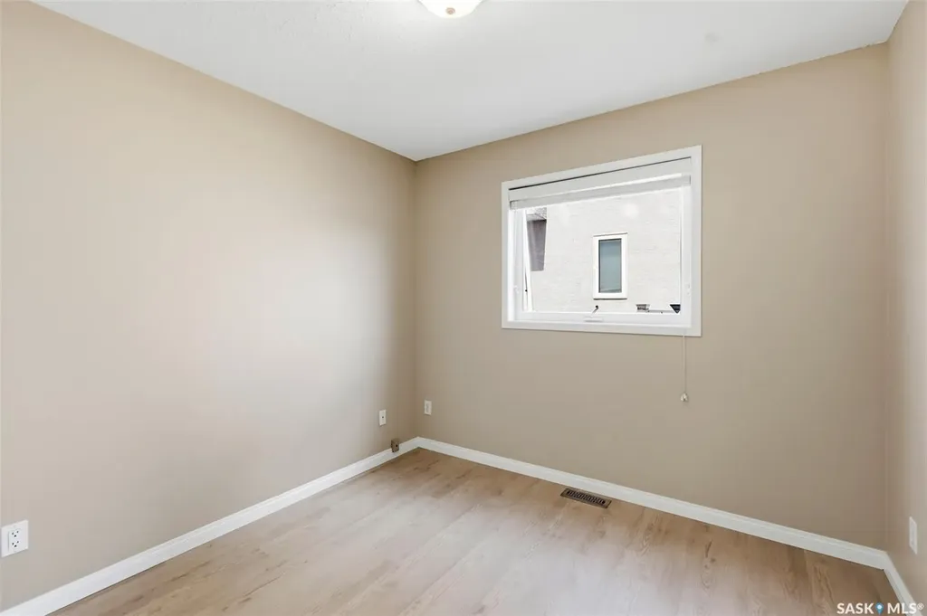 246 Brookmore Lane Saskatoon SK S7V 1C2