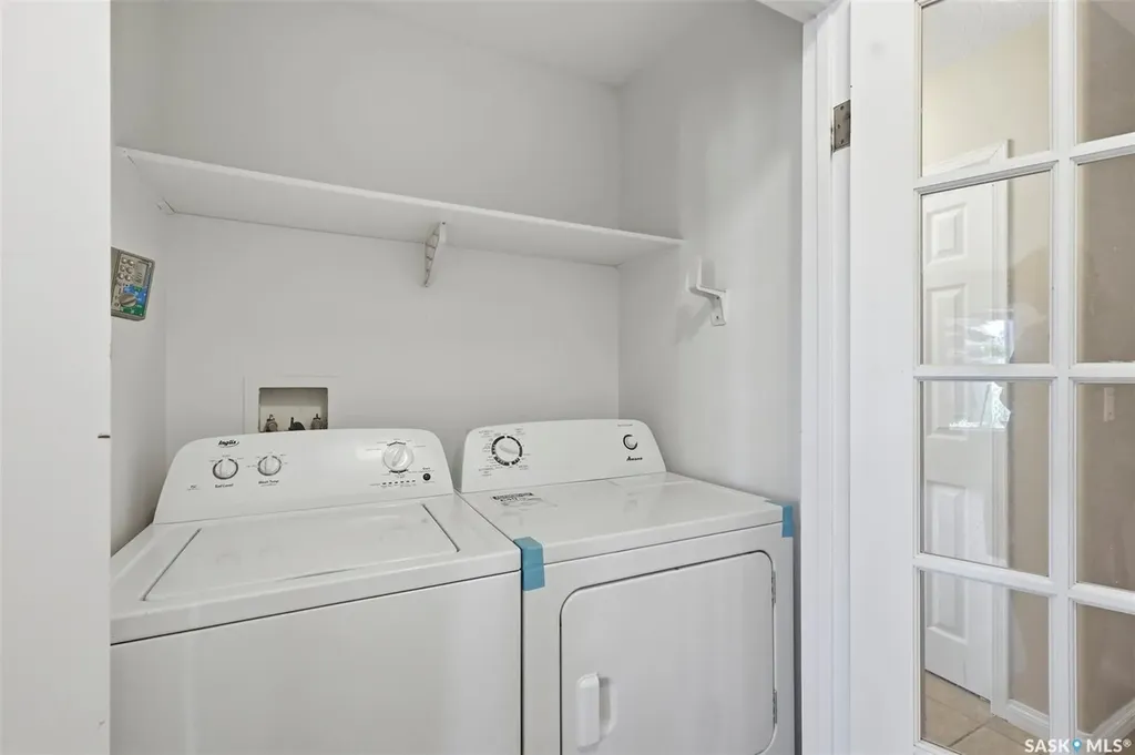 246 Brookmore Lane Saskatoon SK S7V 1C2