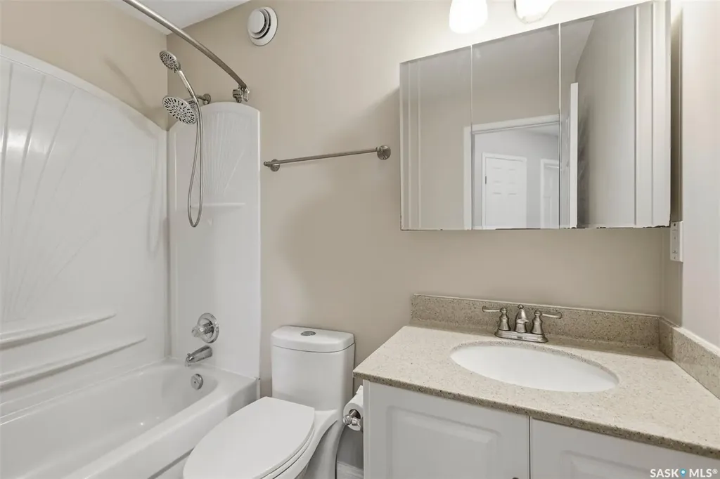 246 Brookmore Lane Saskatoon SK S7V 1C2