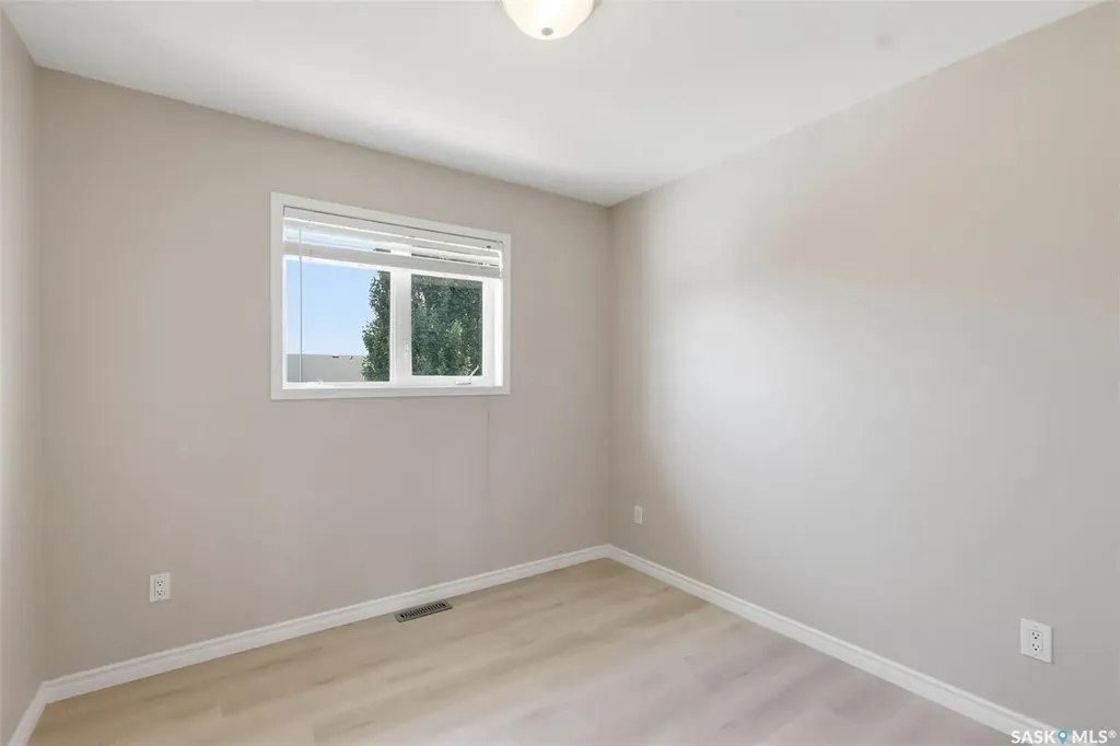 246 Brookmore Lane Saskatoon SK S7V 1C2