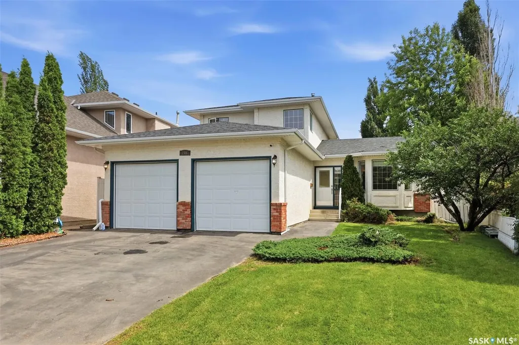 246 Brookmore Lane Saskatoon SK S7V 1C2