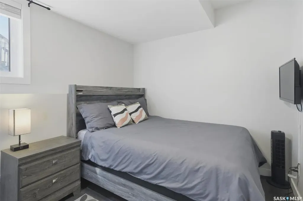 202 Bentley Court Saskatoon SK S7L 6L4