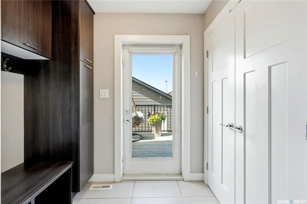 450 Bentley Court Saskatoon SK S7L 6L3