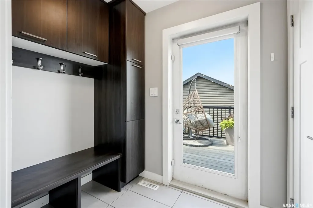 450 Bentley Court Saskatoon SK S7L 6L3