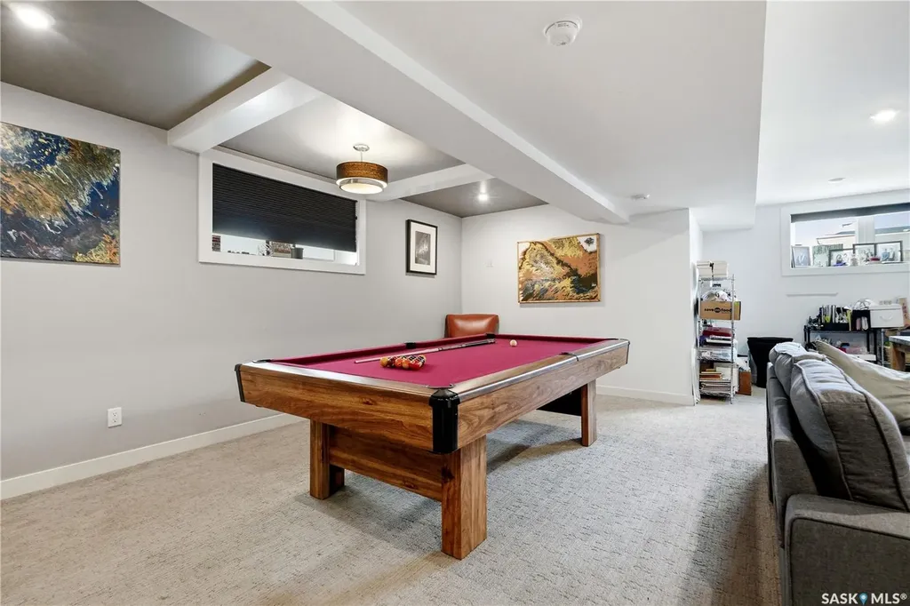 450 Bentley Court Saskatoon SK S7L 6L3