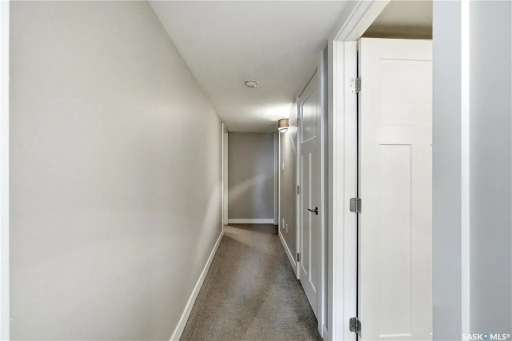 450 Bentley Court Saskatoon SK S7L 6L3