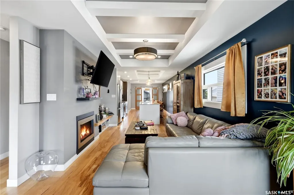 450 Bentley Court Saskatoon SK S7L 6L3