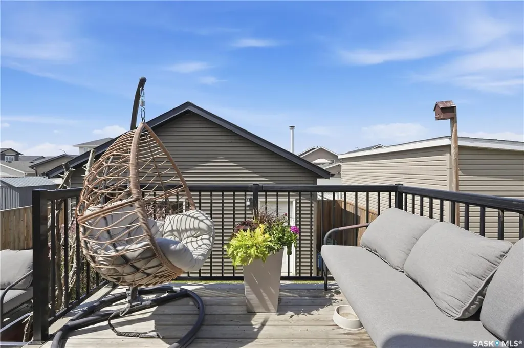 450 Bentley Court Saskatoon SK S7L 6L3