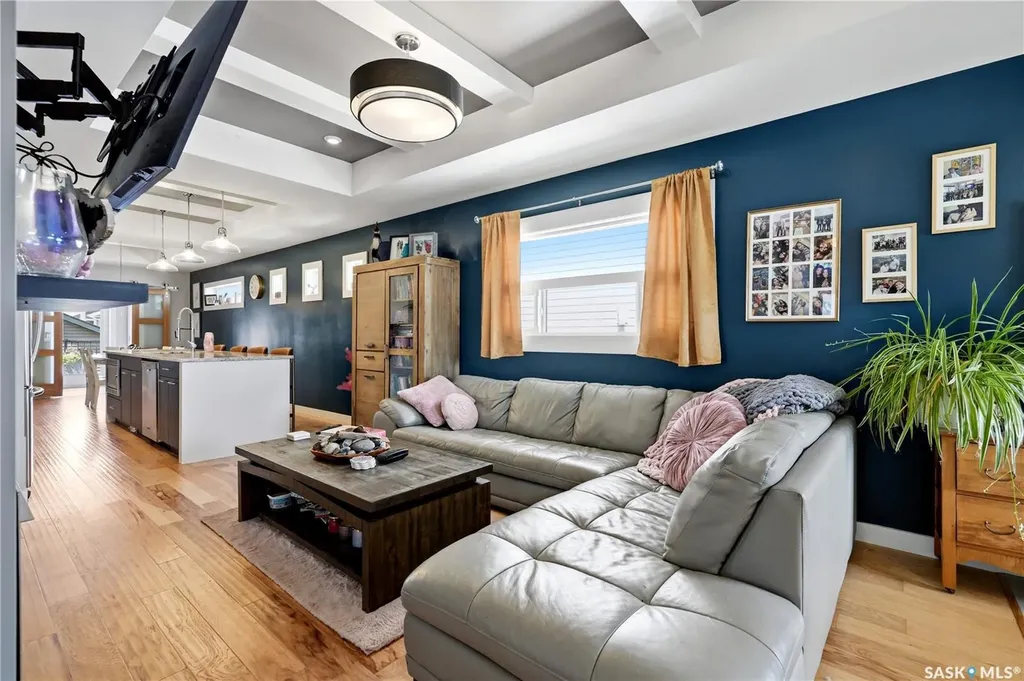 450 Bentley Court Saskatoon SK S7L 6L3