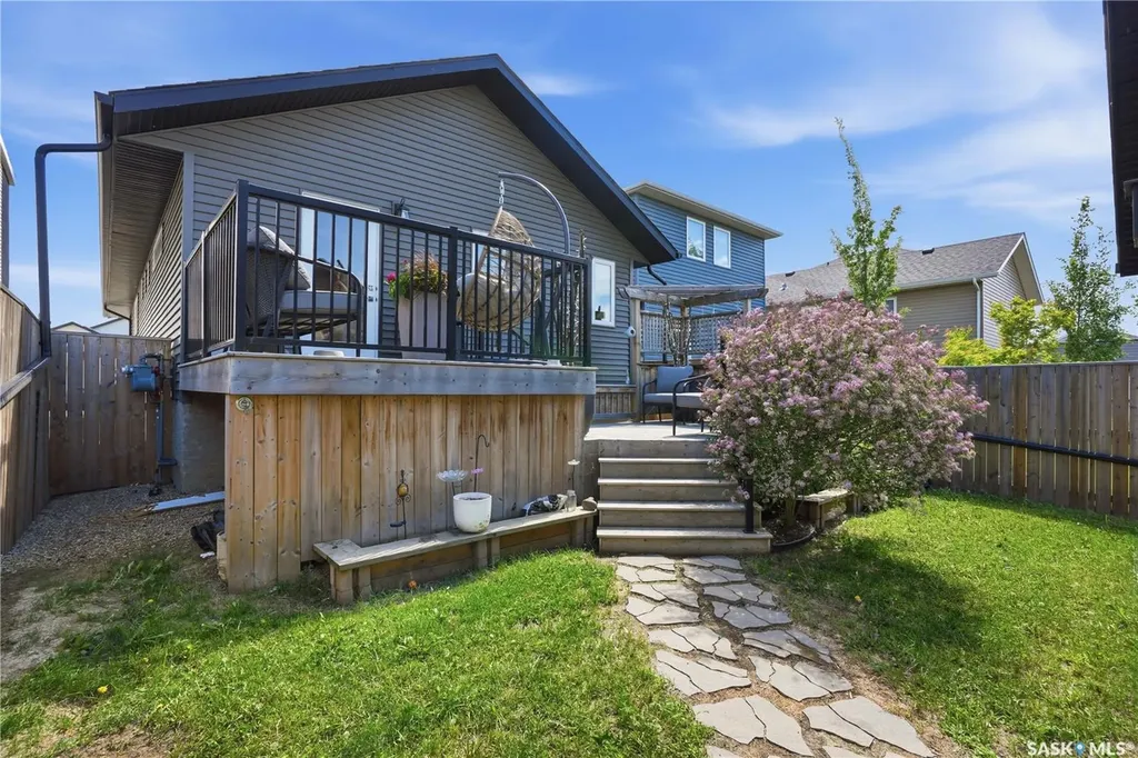 450 Bentley Court Saskatoon SK S7L 6L3