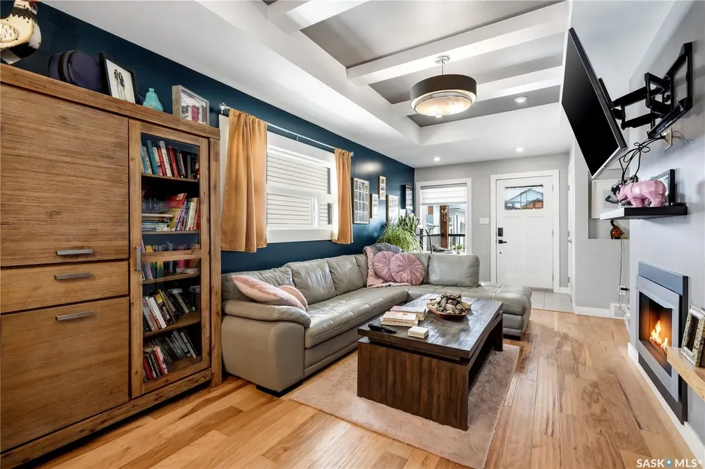 450 Bentley Court Saskatoon SK S7L 6L3