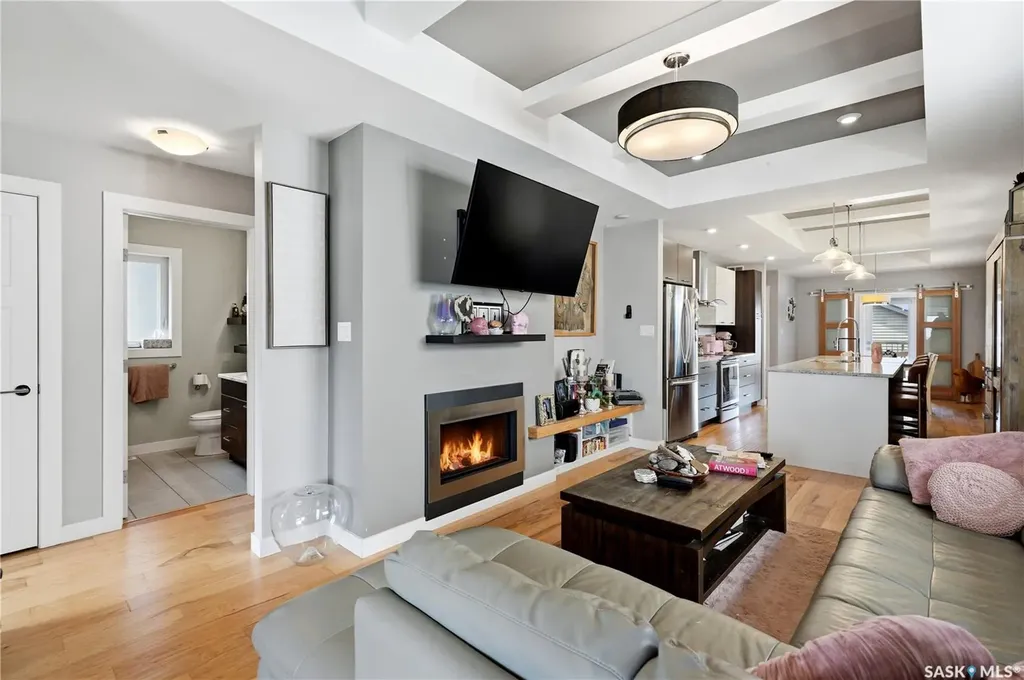 450 Bentley Court Saskatoon SK S7L 6L3