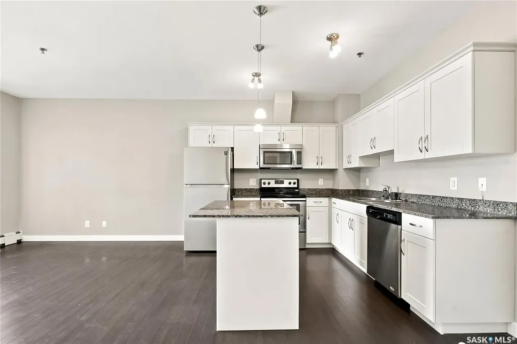 702 Hart Road Saskatoon SK S7M 4P4