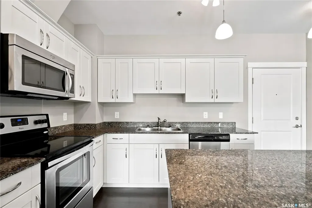 702 Hart Road Saskatoon SK S7M 4P4