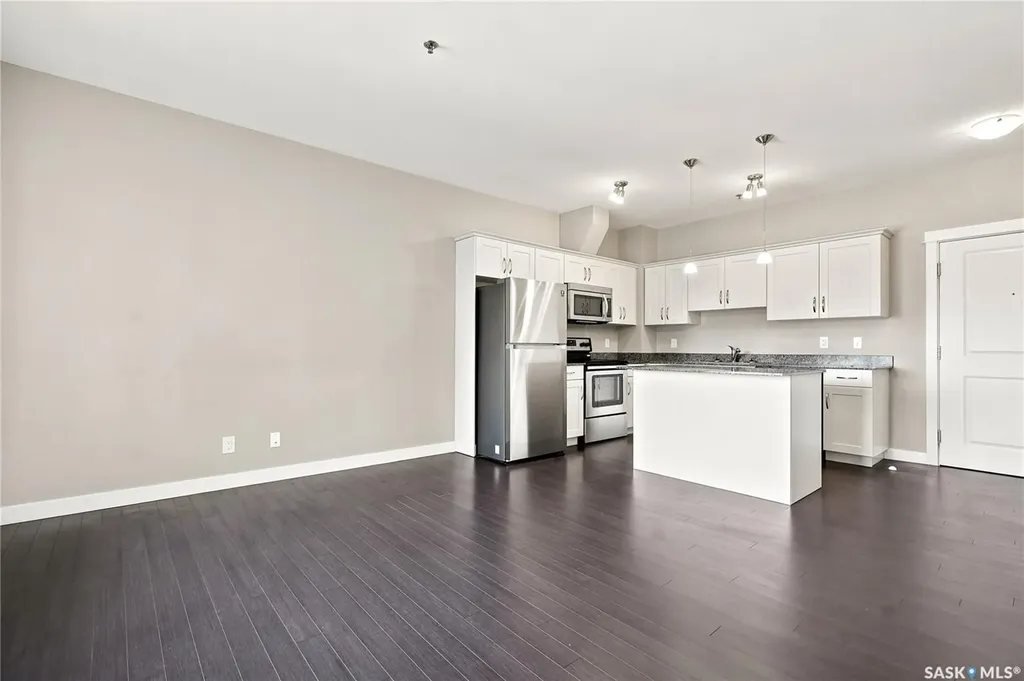 702 Hart Road Saskatoon SK S7M 4P4