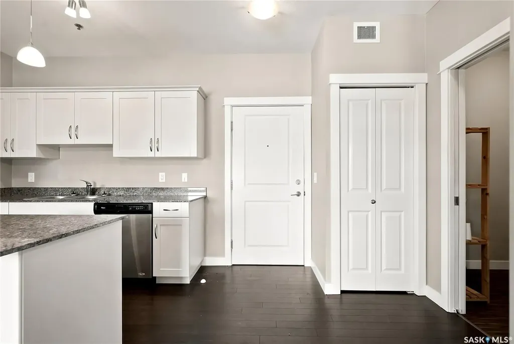 702 Hart Road Saskatoon SK S7M 4P4