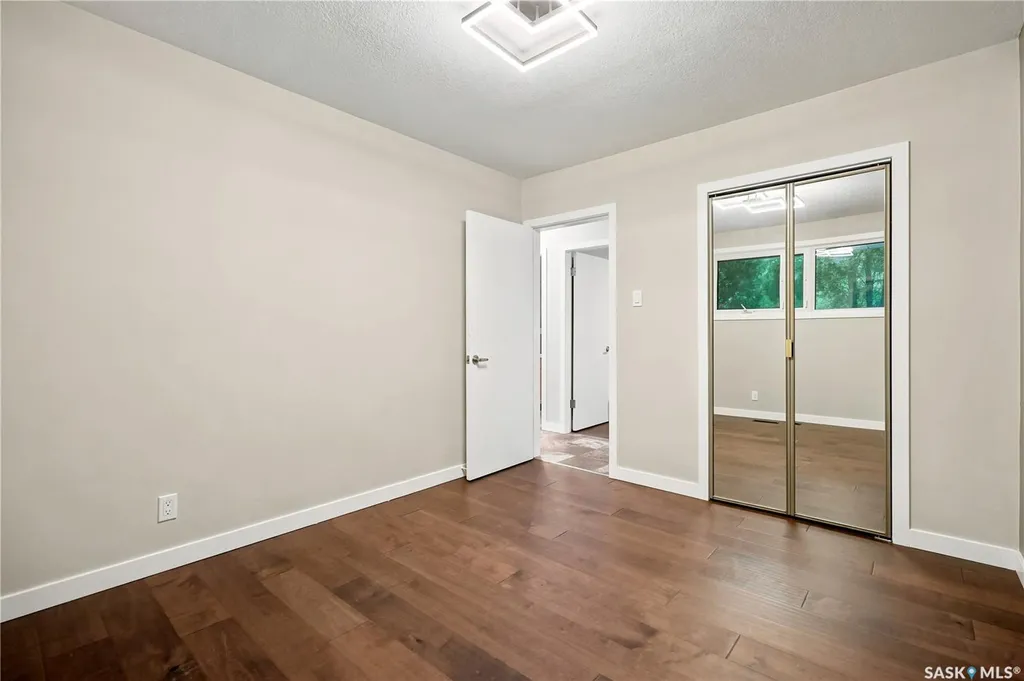 110 Mccannel Street Regina SK S4R 3V1