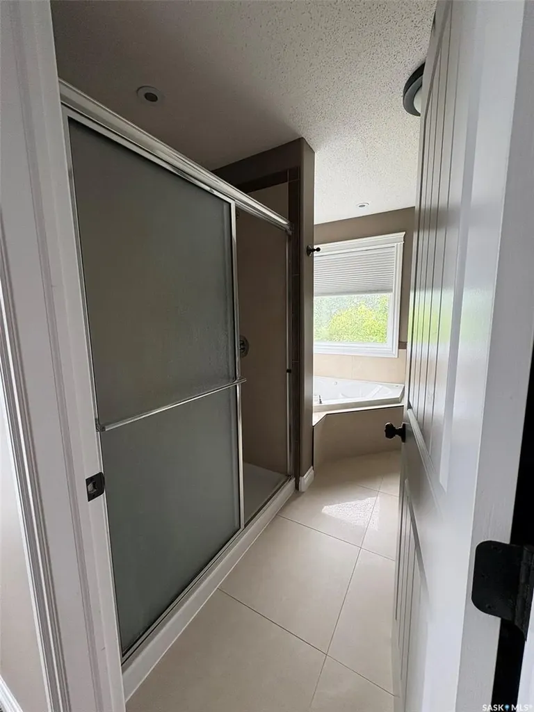 4018 3rd Street N Edam SK S0M 0V0
