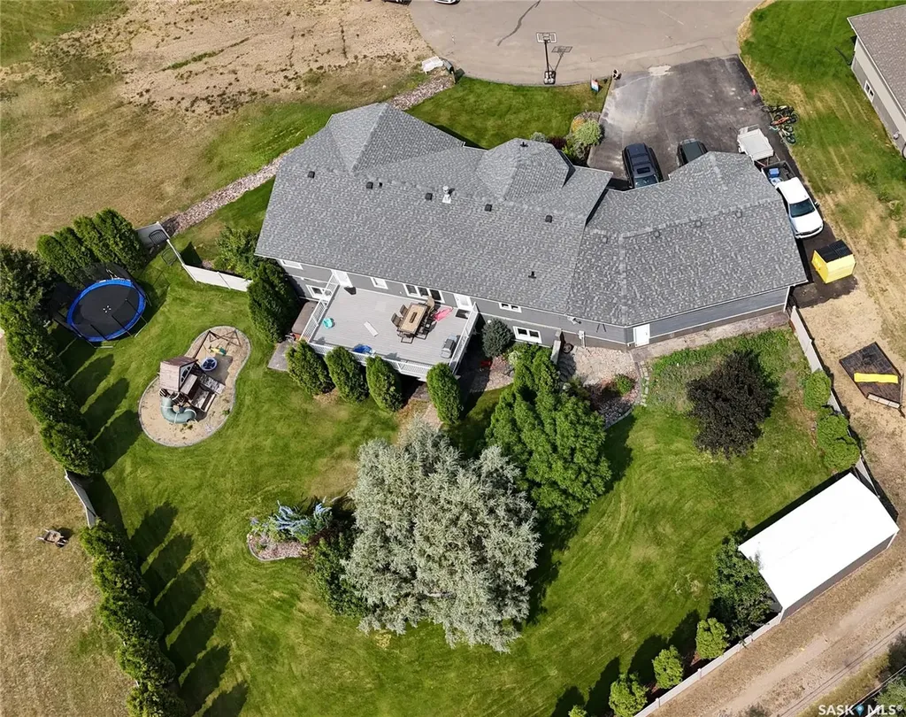 4018 3rd Street N Edam SK S0M 0V0