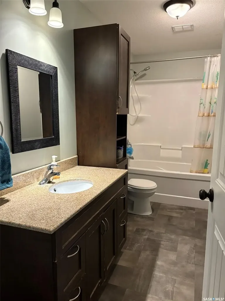 4018 3rd Street N Edam SK S0M 0V0